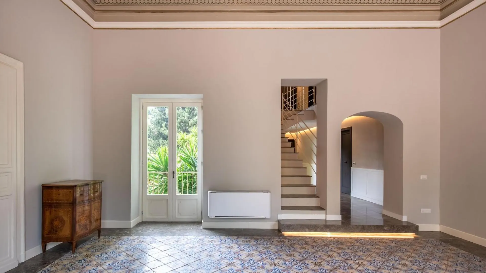 Palazzo De Gregorio Apartments contacts